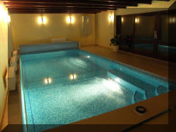 medence, medenck, vzforgat, homokszr, medencefeds, takars, wellness, pezsgfrd, jakuzzi, masszzskd